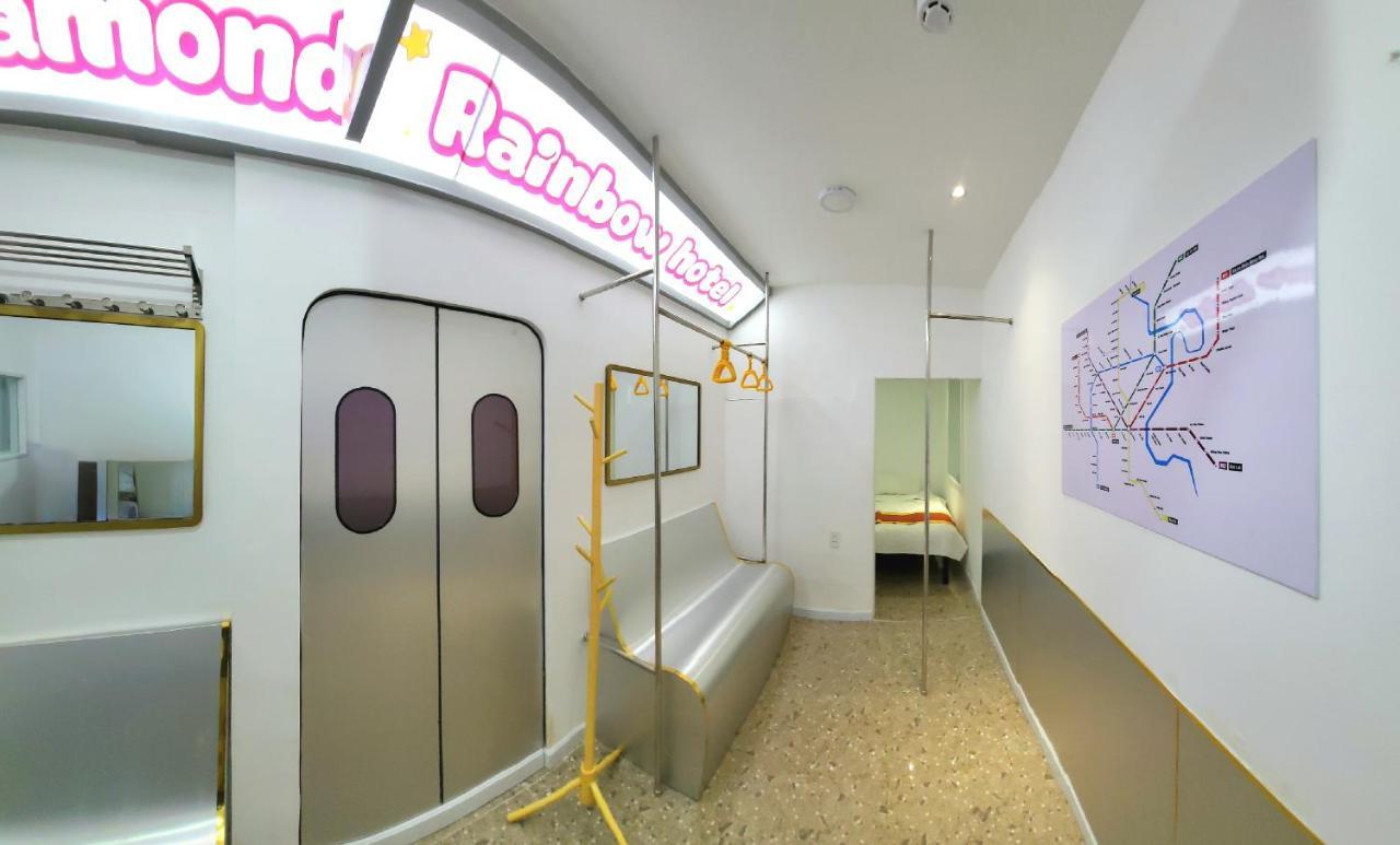 Language Exchange Hotel 3 Хошимин Экстерьер фото